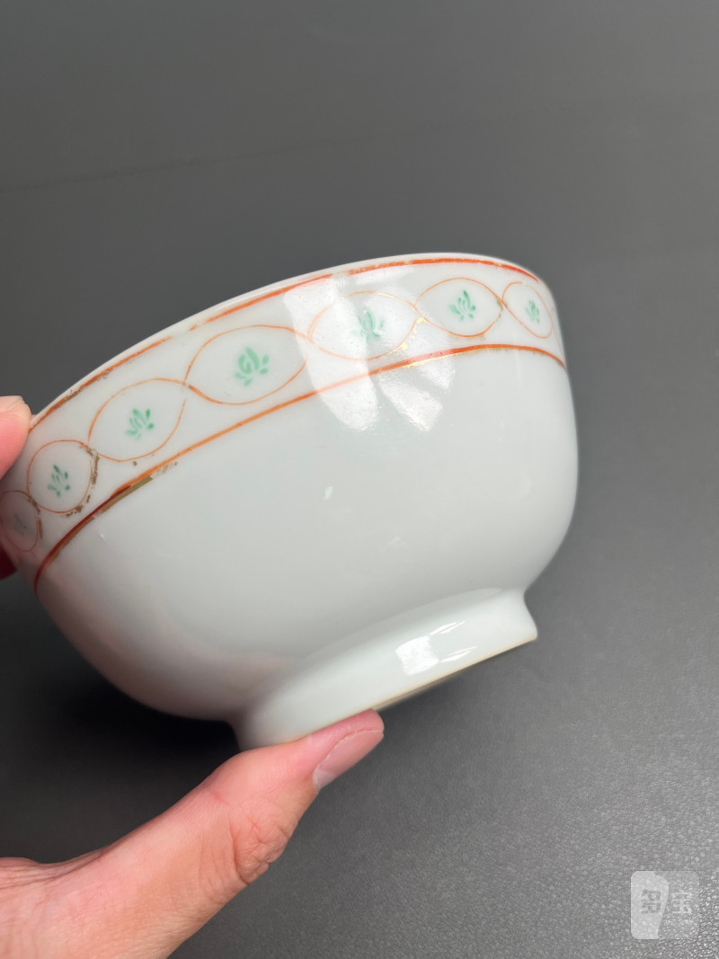 清乾隆  红绿彩阿拉伯文碗（带老盒） - 图16